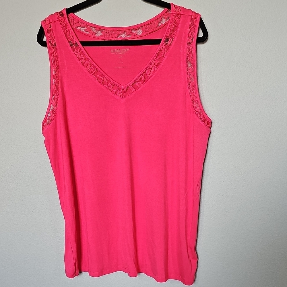 Torrid Romantic Spring Vibrant Pink Tank Top with Lace Trim NWT Size 1X